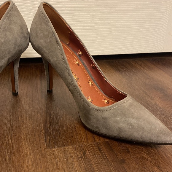 COACH Waverly Pump - Picture 9 of 15